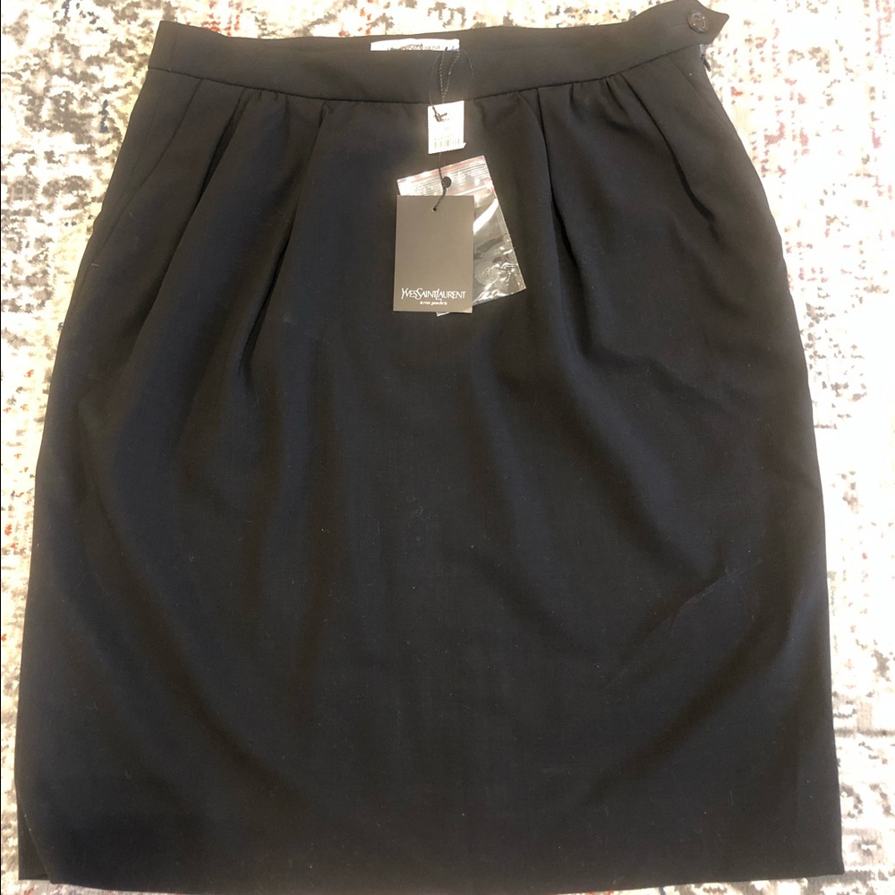 Yves Saint Laurent black skirt size 44